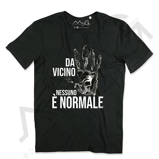 T-Shirt - "Da vicino NESSUNO è normale" Nero